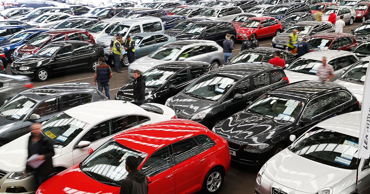 Машины в японии купить аукционы авто. Аукционные автомобили. Аукционный авто. Автомобили автоаукцион. Аукцион японских автомобилей.