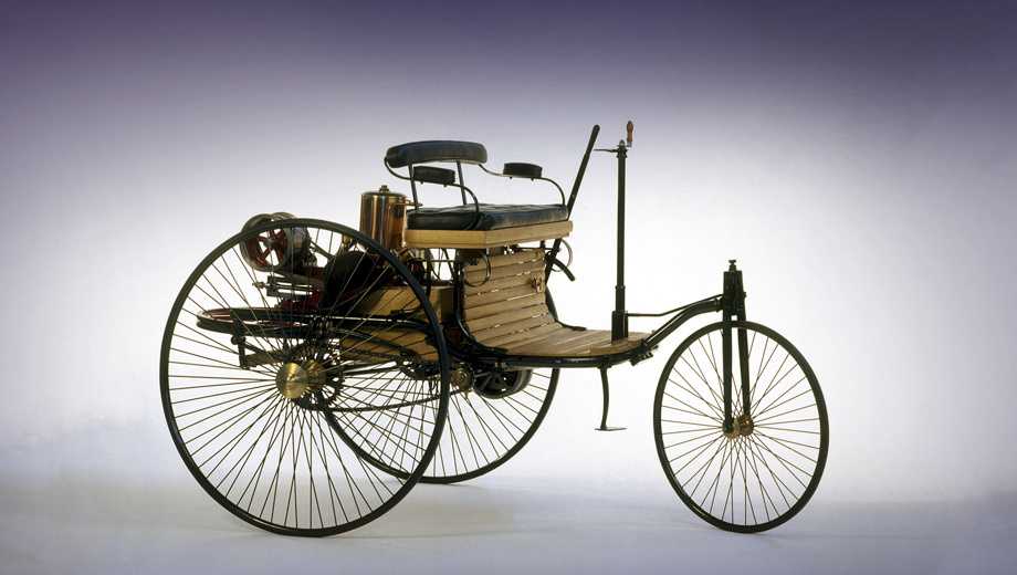 Первый автомобиль с двигателем сгорания. Первый Мерседес Бенц 1886. Benz Patent-Motorwagen 1886.