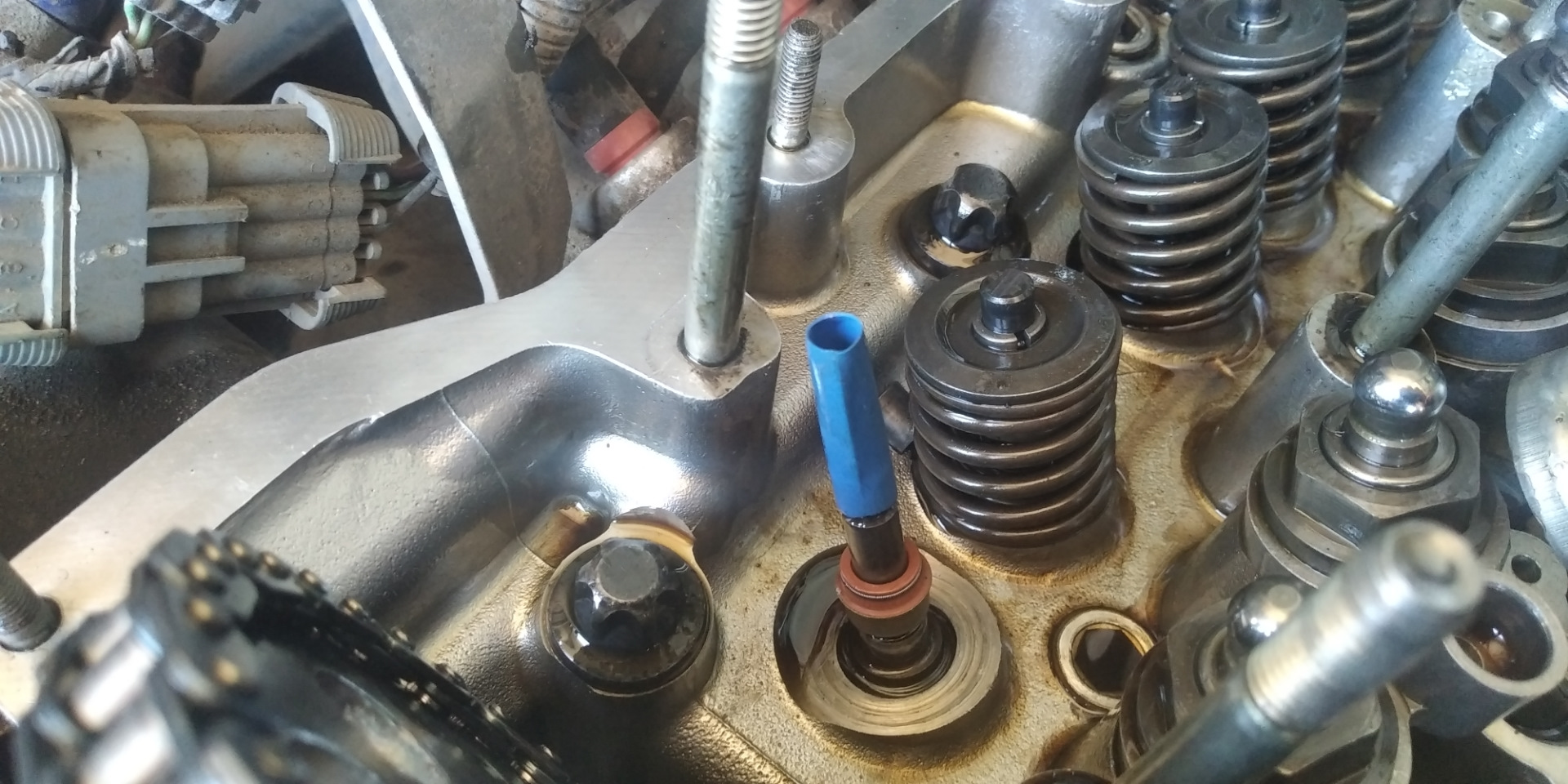 Видео замена маслосъемных колпачков: Замена маслосъемных колпачков Дэу ...