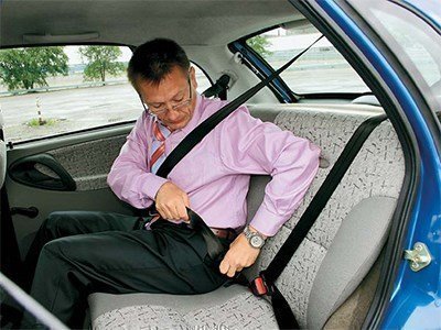 Ширина ремня безопасности в автомобиле – На что влияет длина ремней безопасности в автомобиле; Лайфхак; Шины для спецтехники, шины для погрузчика; резина Armour