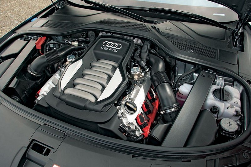 Моторы audi q7. Audi a8 4.2 FSI. Audi 4.2 FSI двигатель. Audi a8 мотор 4.2. Audi 4.2 Bar.