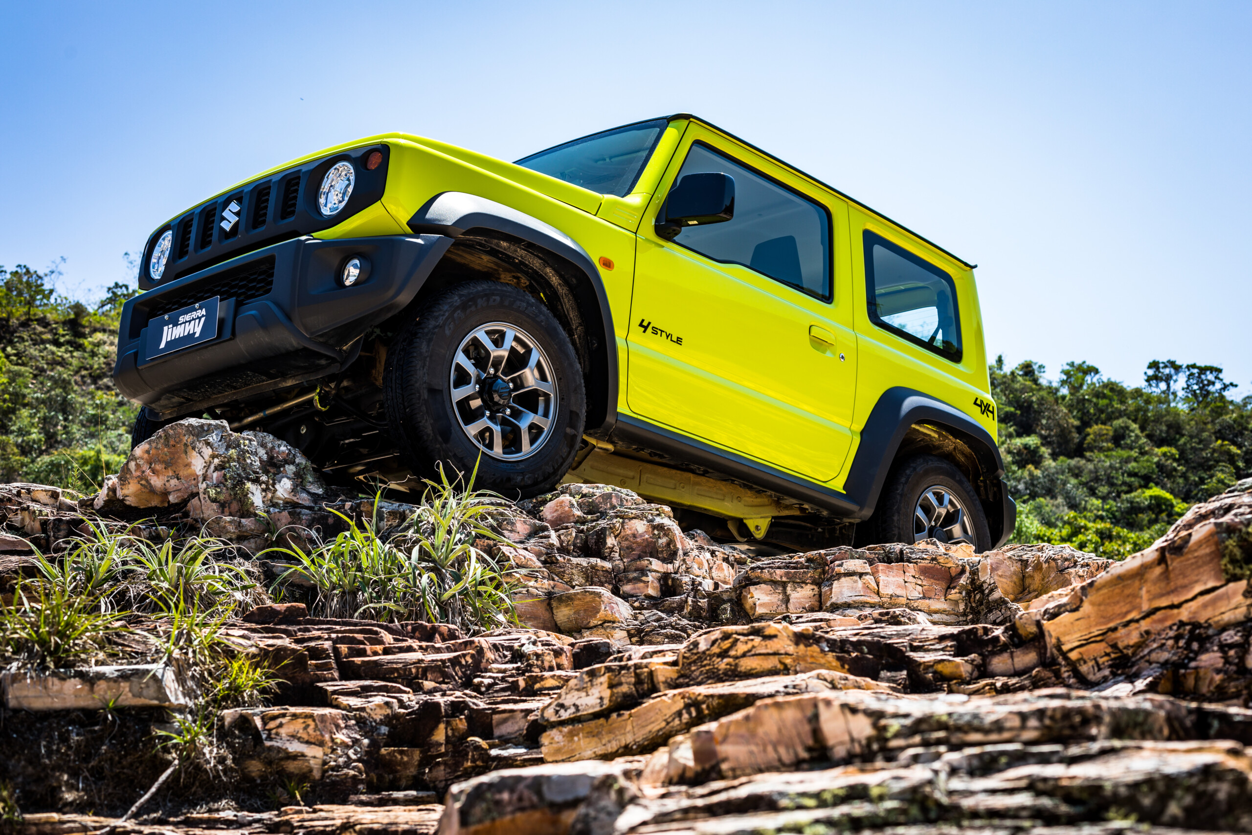 Рейтинг внедорожников. Сузуки Джимни 2021. Suzuki Jimny IV, 2020. Новый Сузуки Джимни 2021. Jimny Sierra 2020.