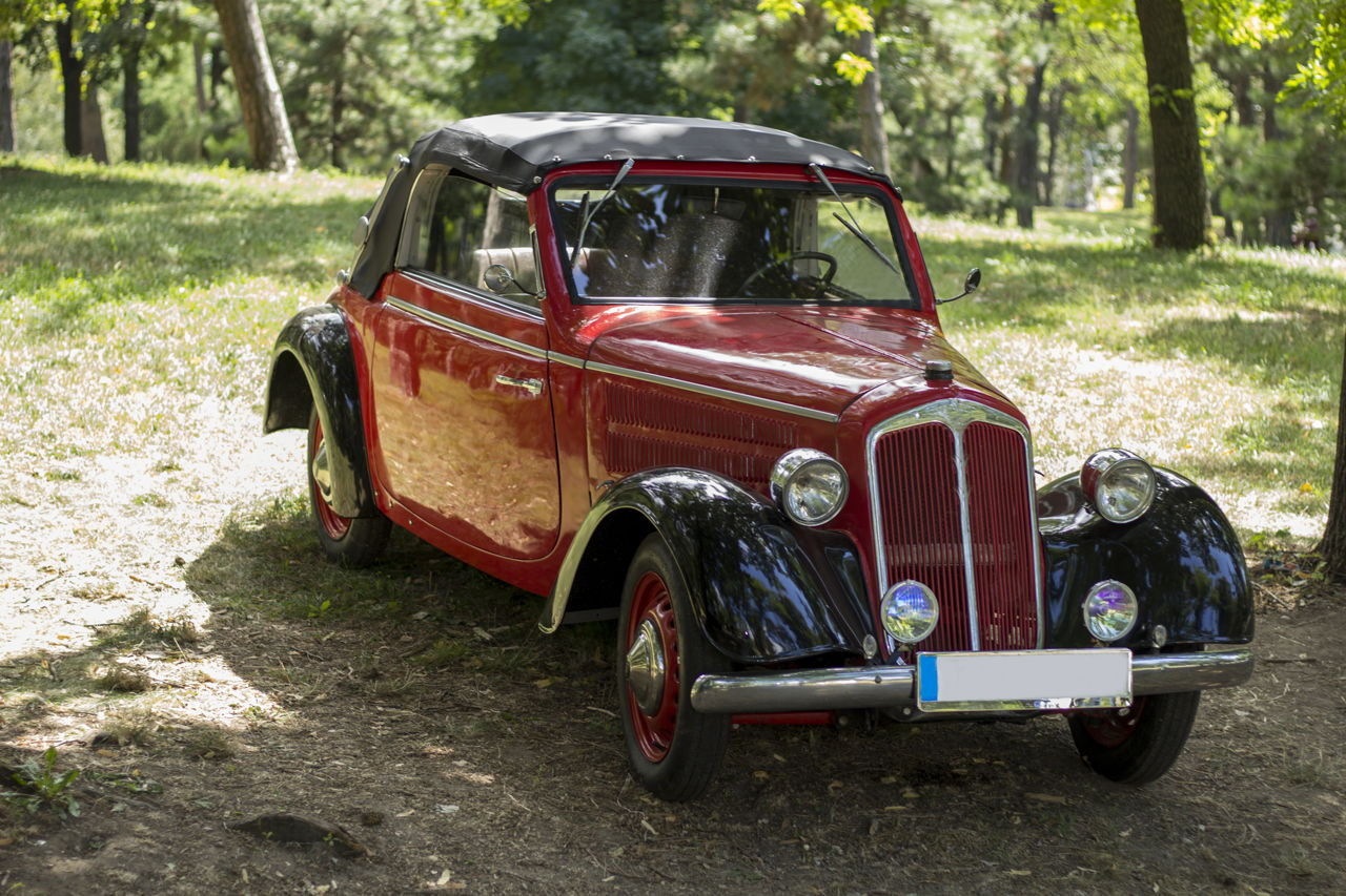 Машинка первый. Самая первая машина а4. Мой первый авто. When was the first car invented. First car ever.