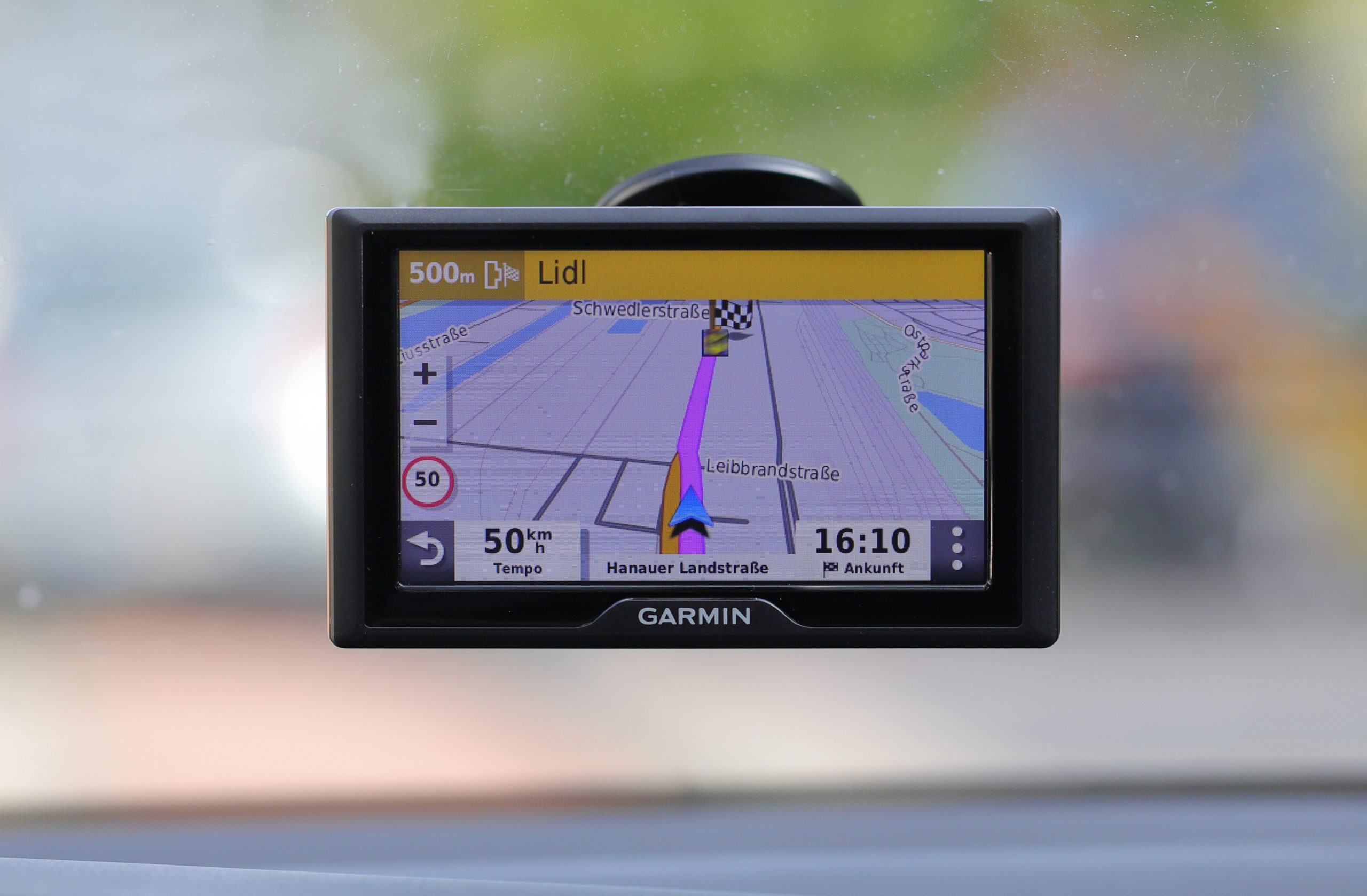 Какой навигатор. Garmin Drive 52 MT. Garmin CRI 95. Гармин гонка. Garmin DRIVECAM 76 (010-02729-15).